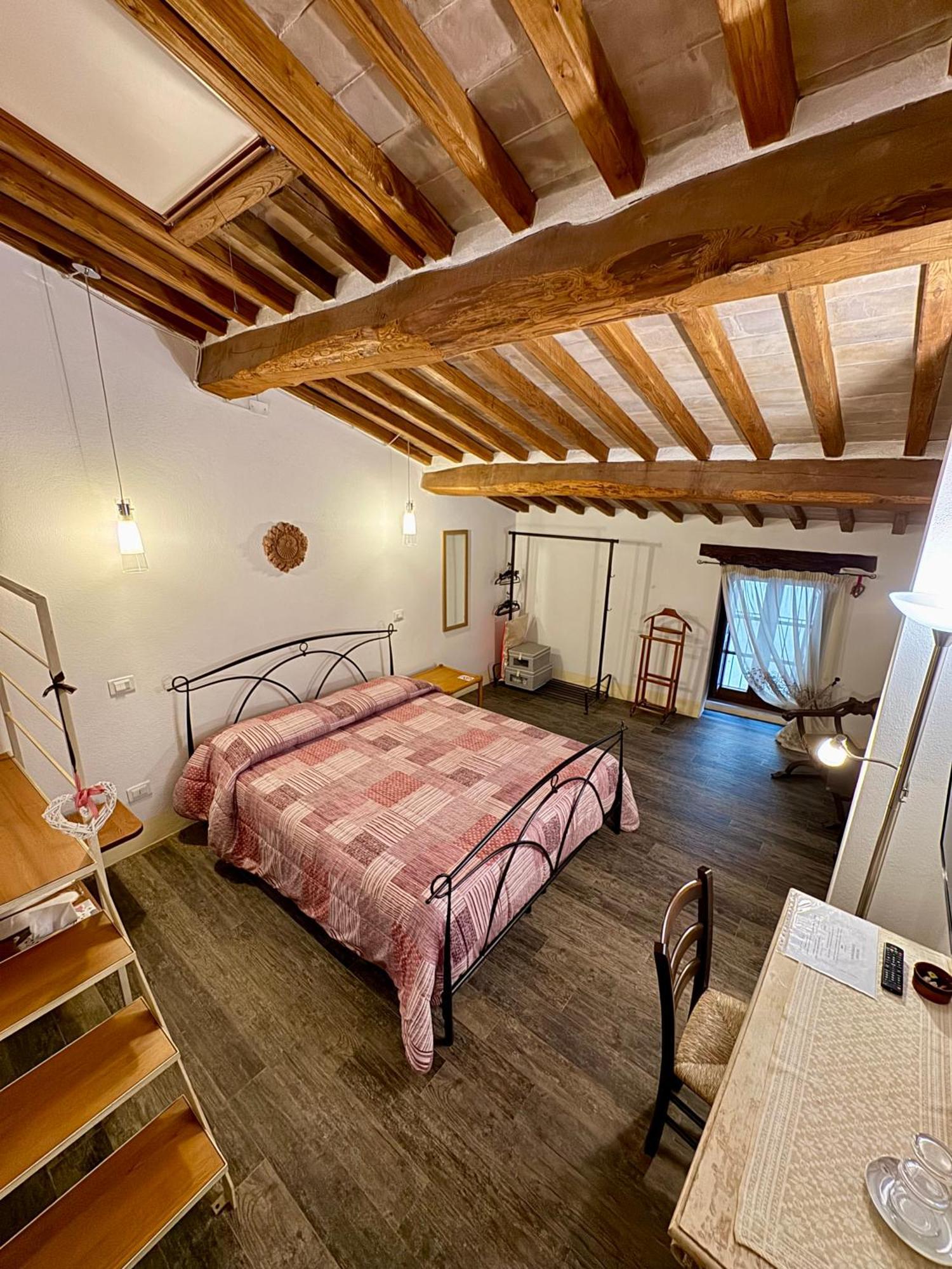 Camere La Carbonaia Пиенца Екстериор снимка